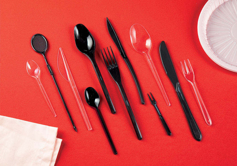 The production process of disposable plastic containers